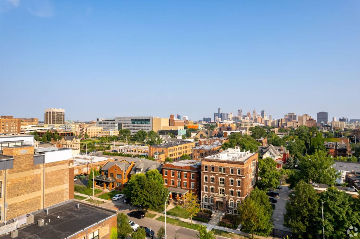 Apartment for rent at 479 W Willis St, Detroit, MI 48201
