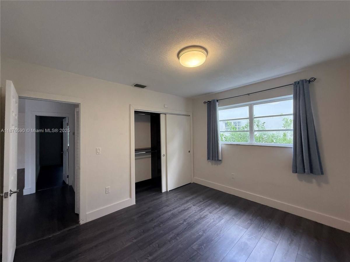 House for rent at 4021 Red Rd, Miami, FL 33155