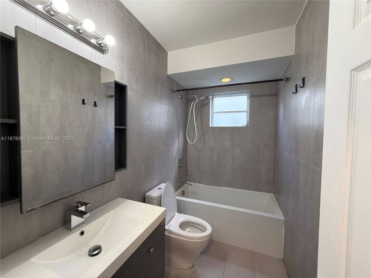 House for rent at 4021 Red Rd, Miami, FL 33155