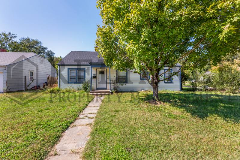 House for rent at 653 Harding St, Wichita, KS 67208