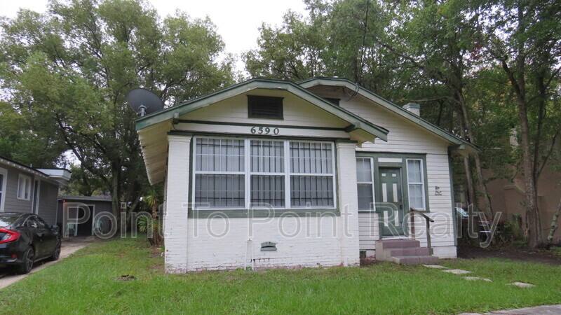 House for rent at 6590 Sunset Dr, Jacksonville, FL 32208