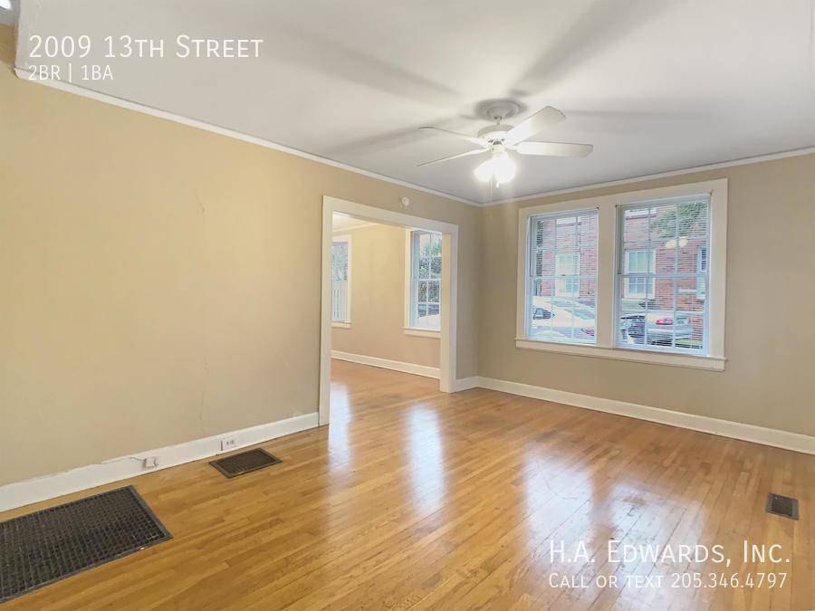 Townhouse for rent at 2009 13th St, Tuscaloosa, AL 35401