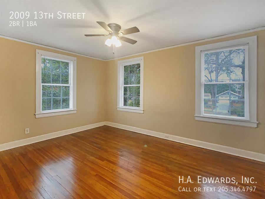 Townhouse for rent at 2009 13th St, Tuscaloosa, AL 35401