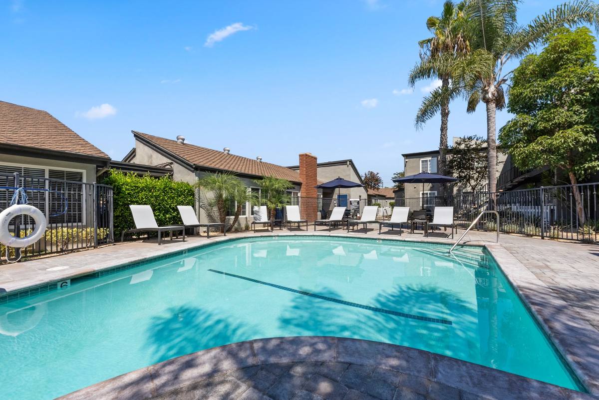 Apartment for rent at 2880 W Ball Rd, Anaheim, CA 92804
