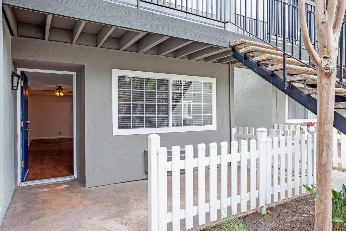 Apartment for rent at 2880 W Ball Rd, Anaheim, CA 92804