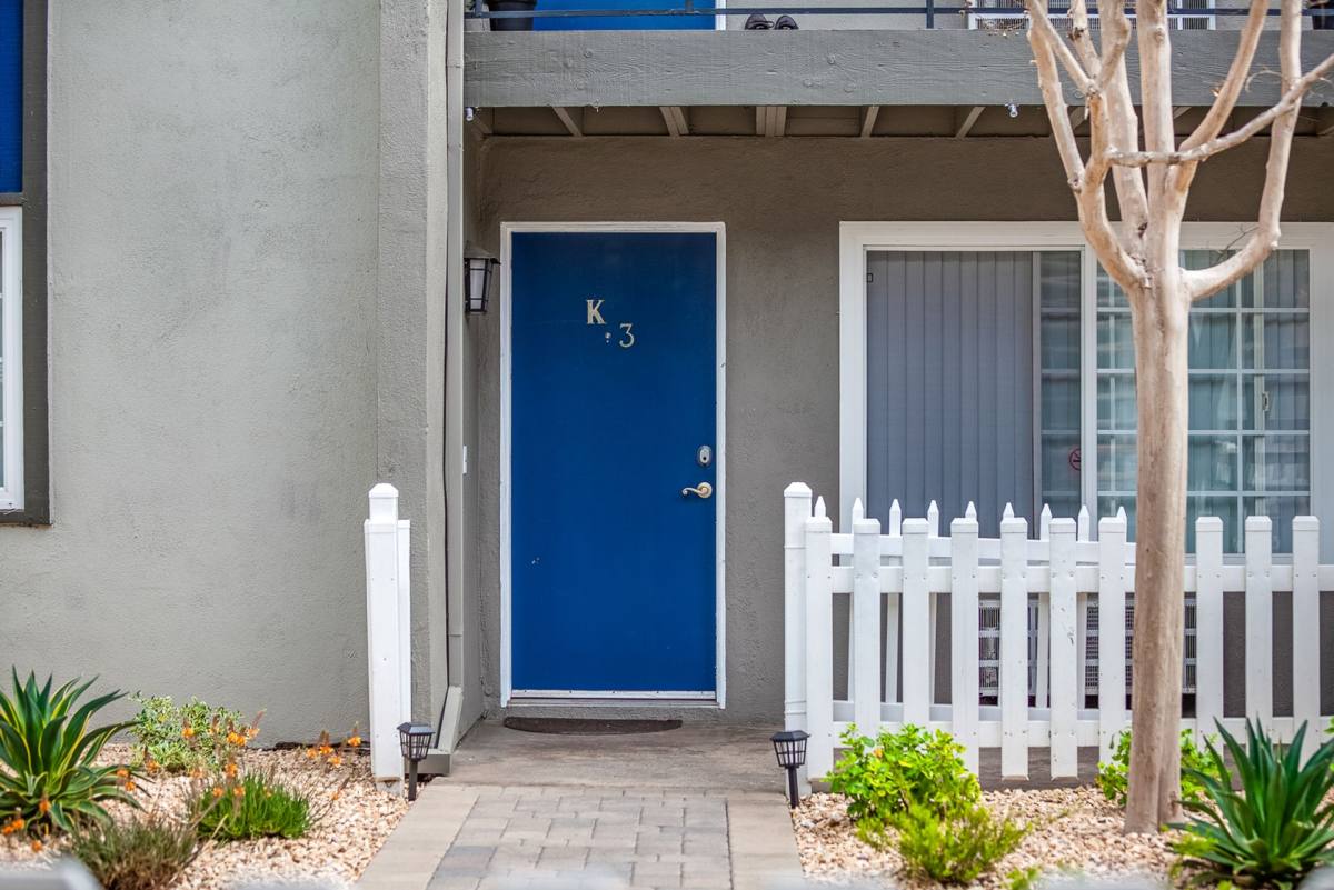Apartment for rent at 2880 W Ball Rd, Anaheim, CA 92804