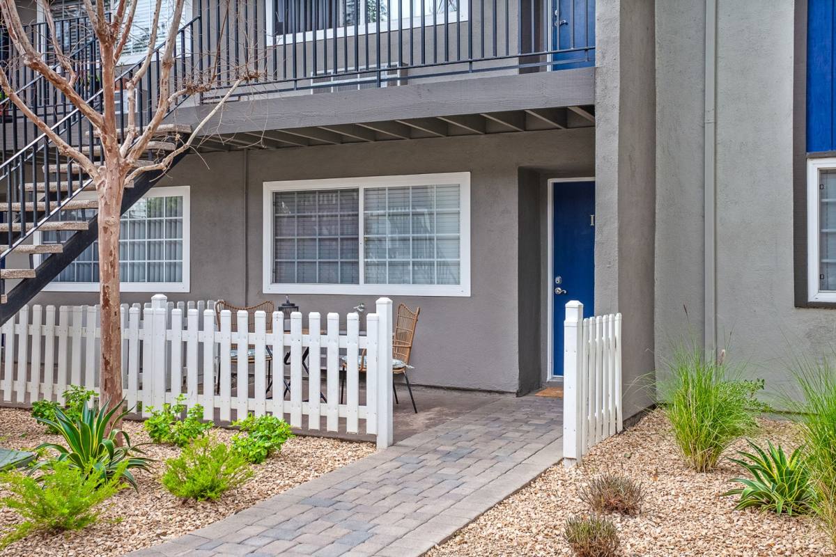 Apartment for rent at 2880 W Ball Rd, Anaheim, CA 92804