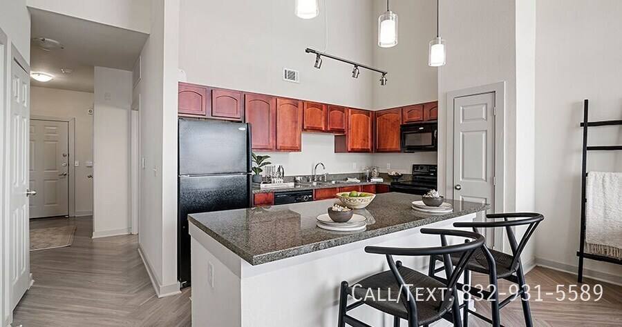 Apartment for rent at 12076 Broadway St #RAPTC2, Pearland, TX 77584