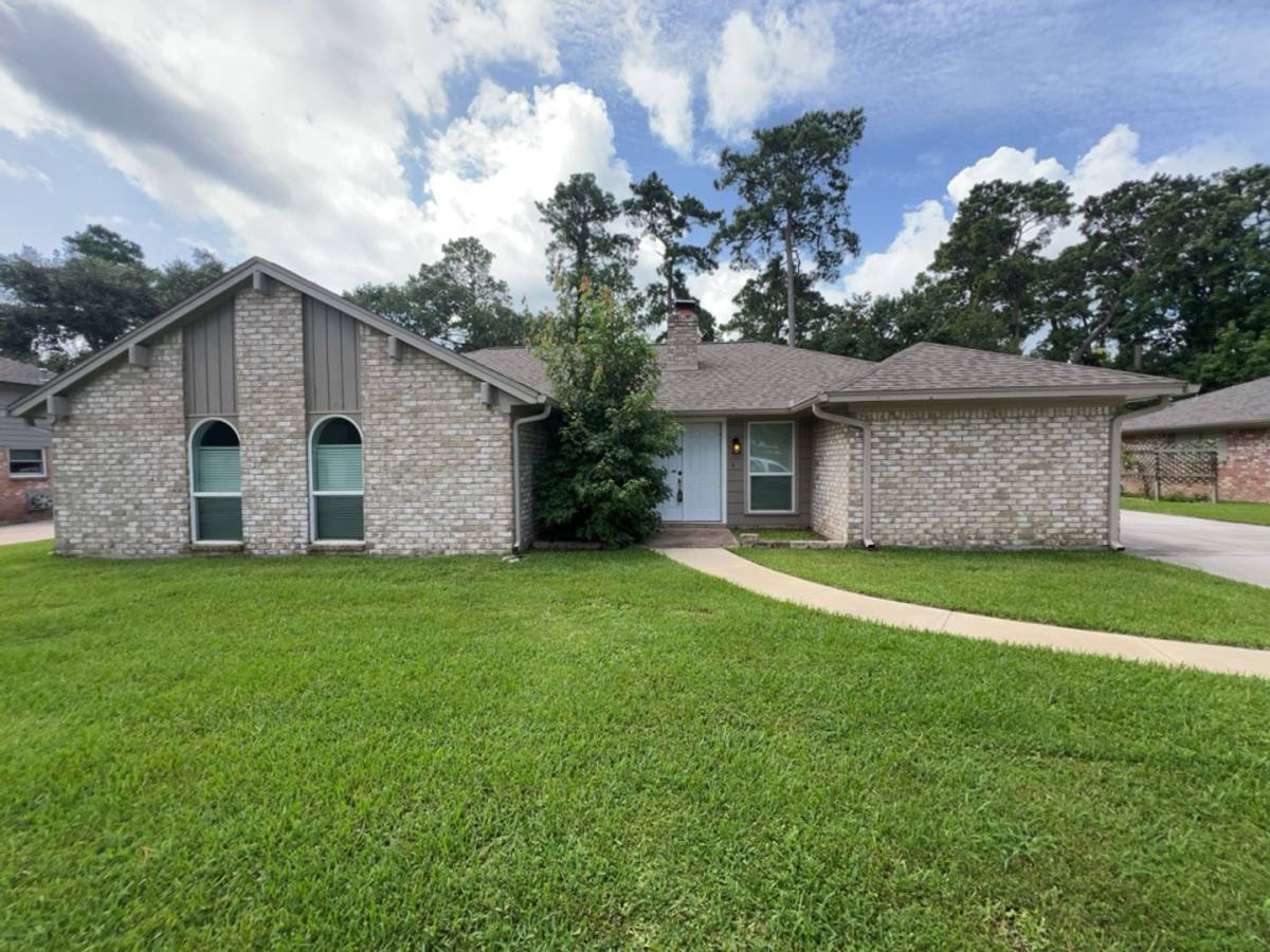 House for rent at 27226 Pyeatt Lane, Conroe, TX 77385