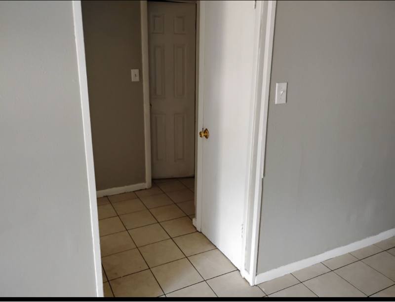 Apartment for rent at 301 E Arden Dr, Longview, TX 75602