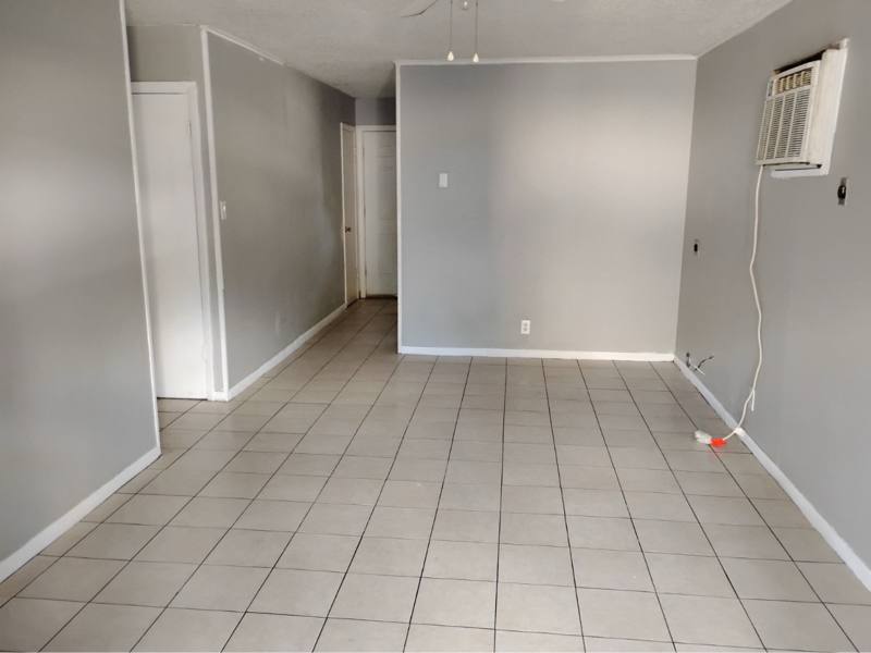 Apartment for rent at 301 E Arden Dr, Longview, TX 75602