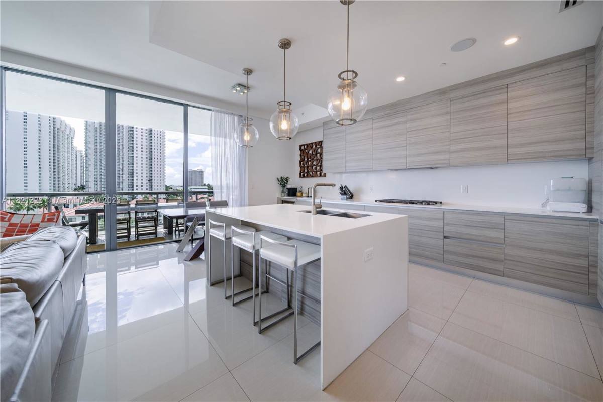 Condo for rent at 465 Brickell Ave #5, Miami, FL 33131
