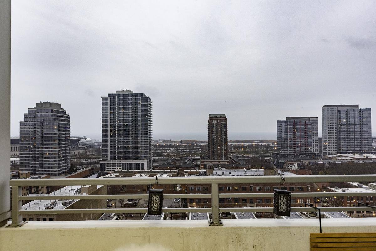 Condo for rent at 1720 S Michigan Ave #1803, Chicago, IL 60616