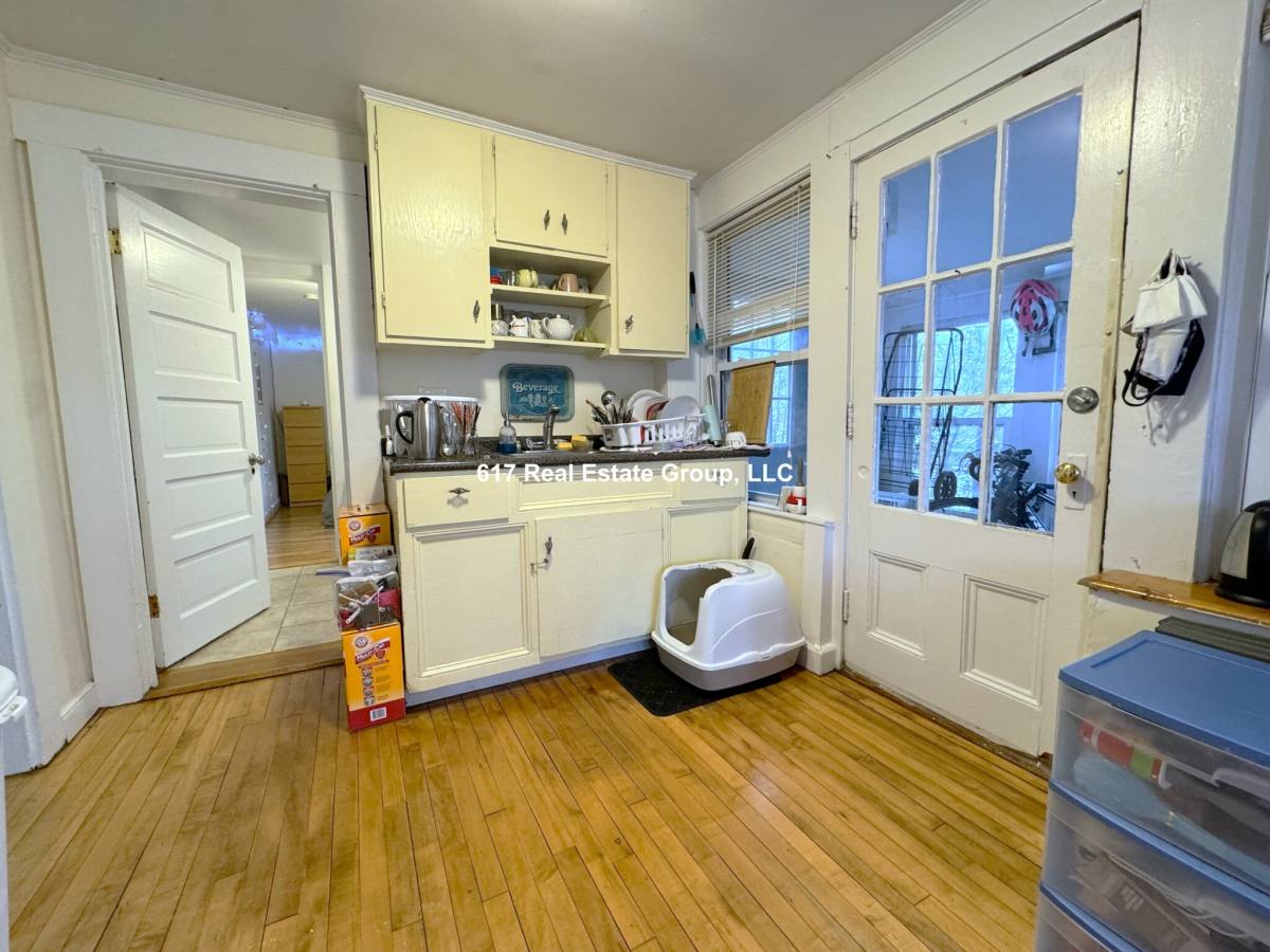 Apartment for rent at 237 N Harvard St #1R, Allston, MA 02134
