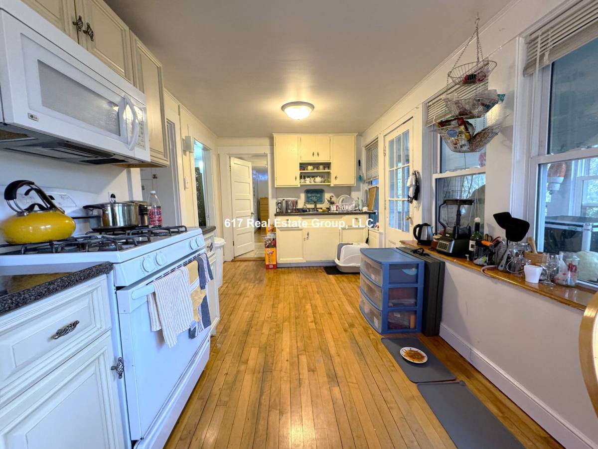Apartment for rent at 237 N Harvard St #1R, Allston, MA 02134