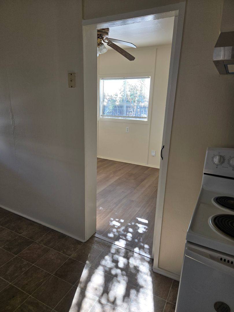 Townhouse for rent at 3221 Lincoln Ave, San Diego, CA 92104