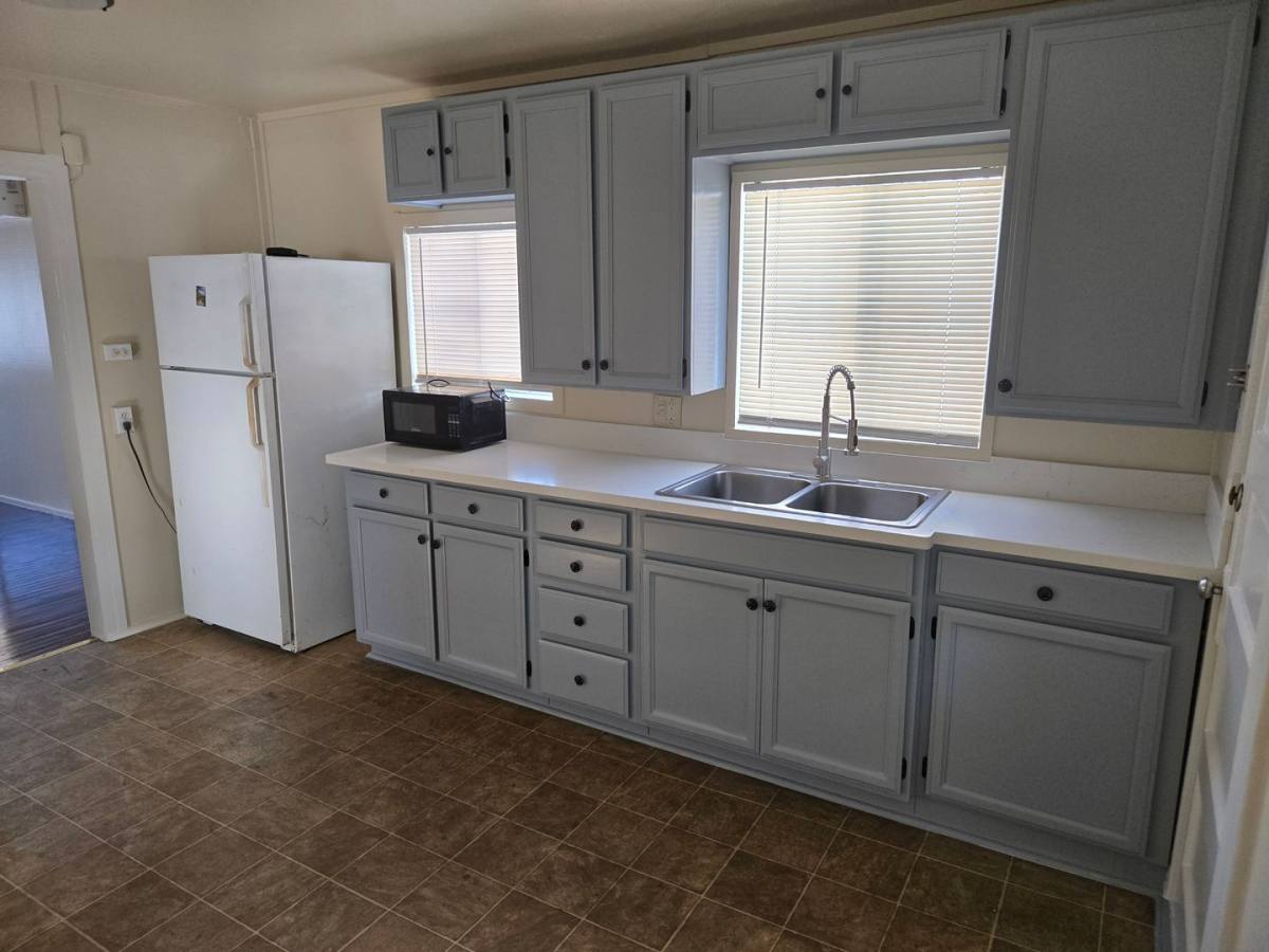 Townhouse for rent at 3221 Lincoln Ave, San Diego, CA 92104