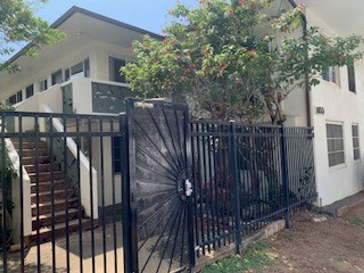 Apartment for rent at 1655 Kewalo St, Honolulu, HI 96822