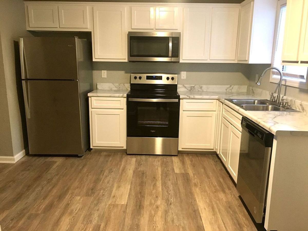 1346 Campbell St, Jackson, TN 38301 - Apartment For Rent - Image 2