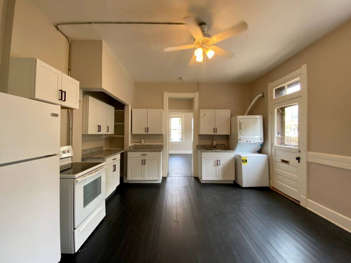 Apartment for rent at 146 Parker St, Cincinnati, OH 45219
