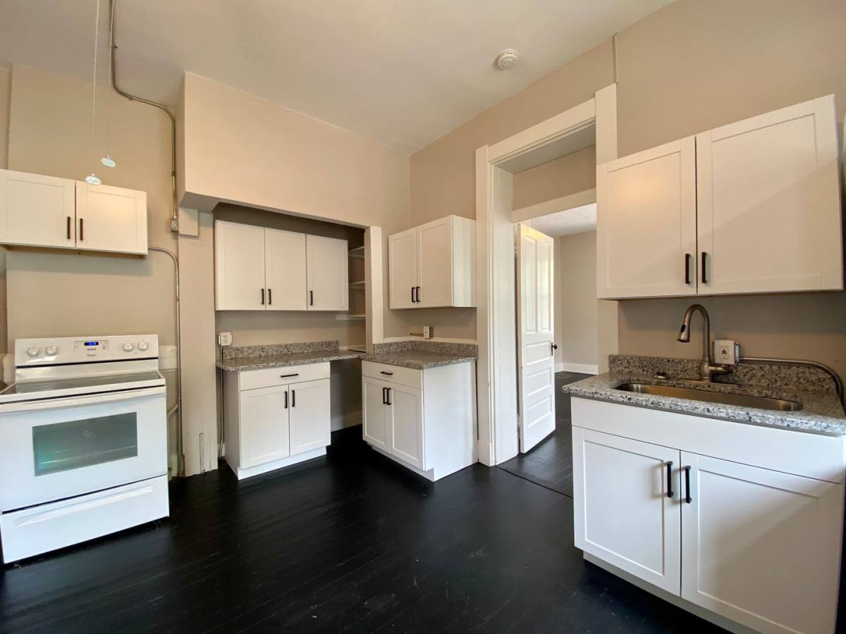 Apartment for rent at 146 Parker St, Cincinnati, OH 45219