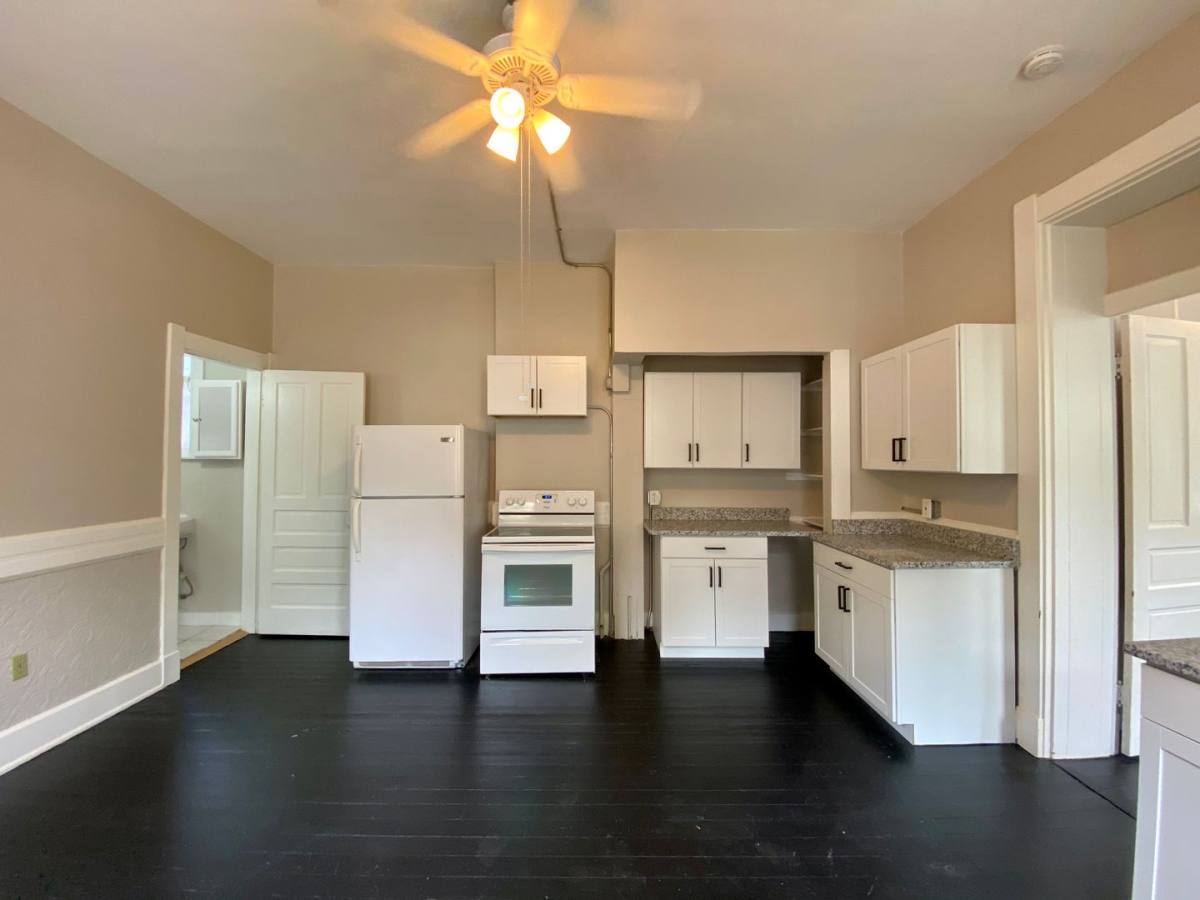 Apartment for rent at 146 Parker St, Cincinnati, OH 45219