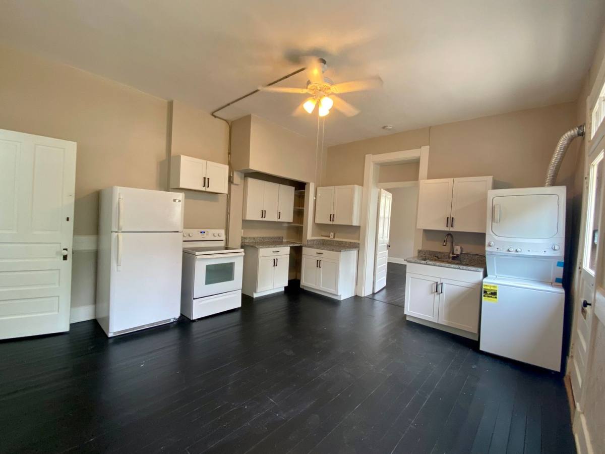 Apartment for rent at 146 Parker St, Cincinnati, OH 45219