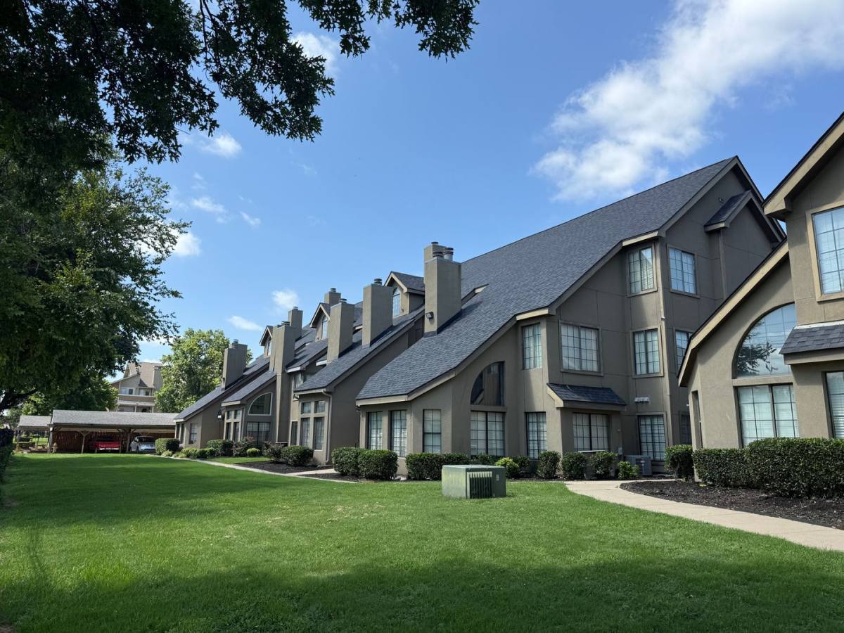 Apartment for rent at 6642 S Peoria Ave, Tulsa, OK 74136