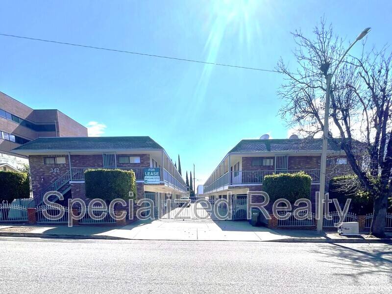 Apartment for rent at 342 E Providencia Ave #206, Burbank, CA 91502