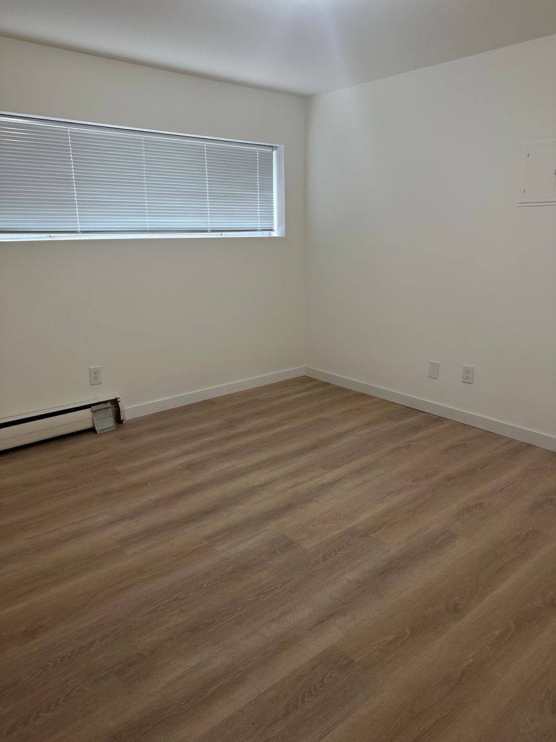 Apartment for rent at 711 2nd Ave N, Seattle, WA 98109