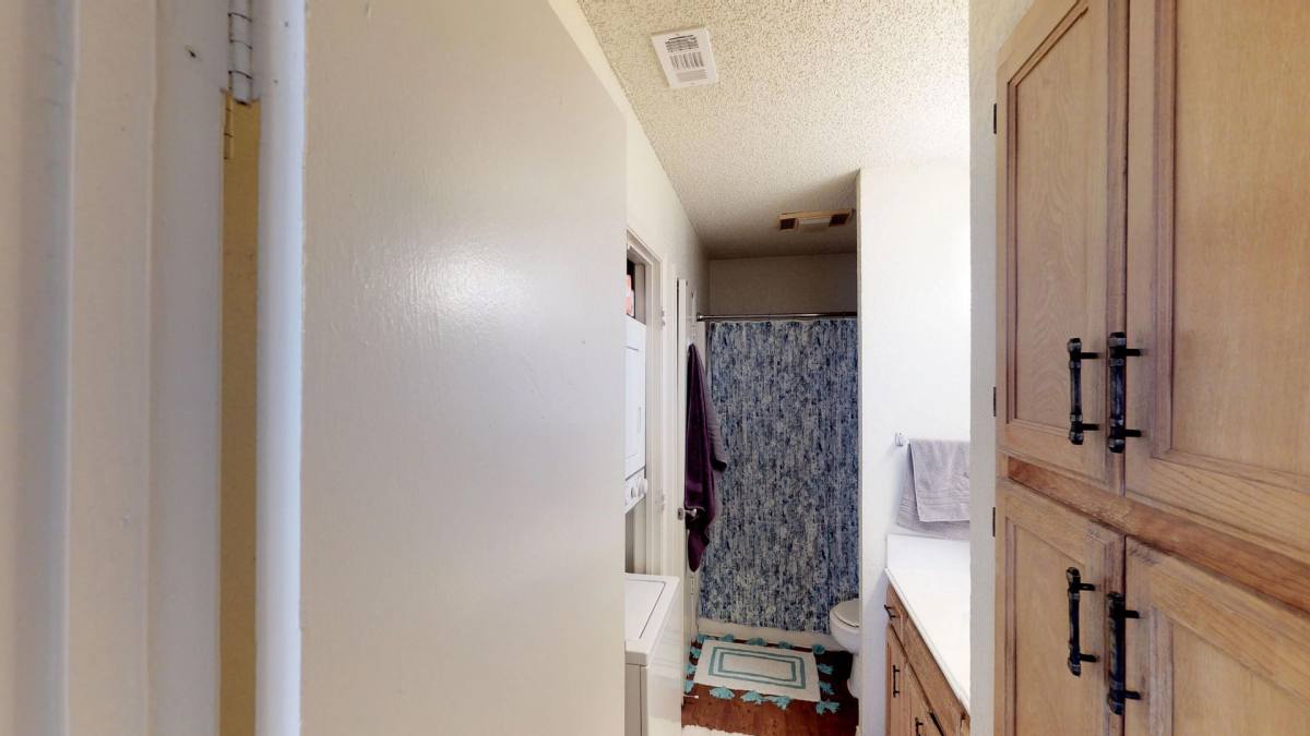Apartment for rent at 930 W Prairie St, Denton, TX 76201