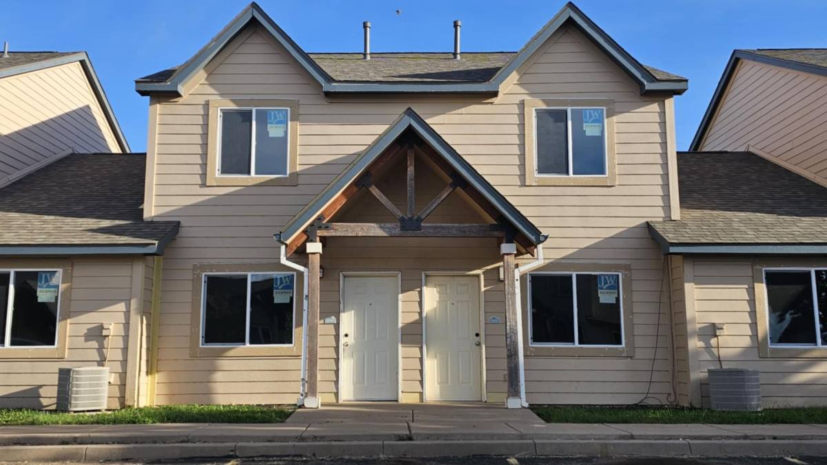 Apartment for rent at 1100 Sycamore St, Clovis, NM 88101