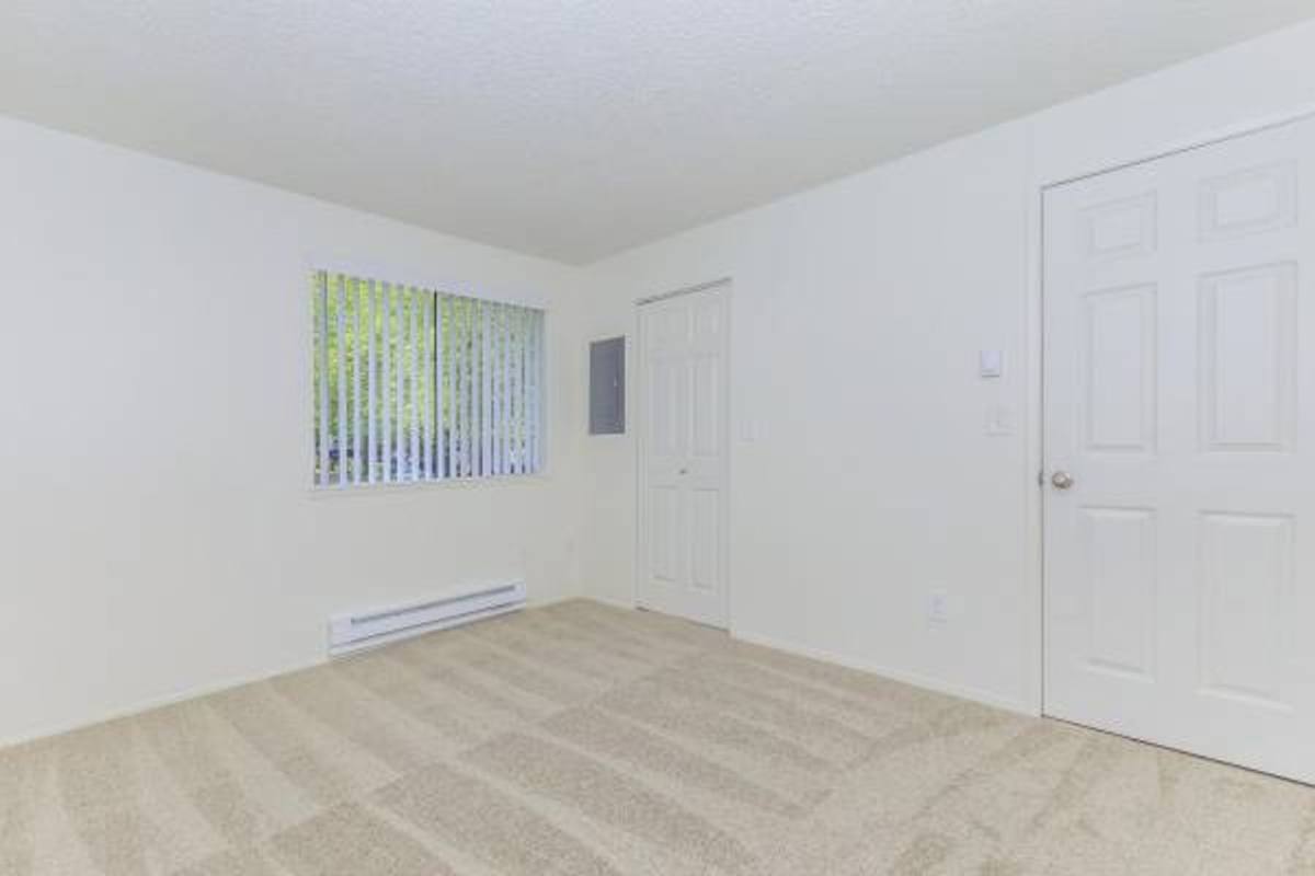 Townhouse for rent at 8255 149th Way NE, Redmond, WA 98052