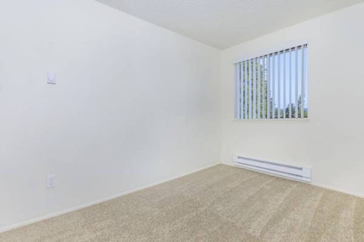 Townhouse for rent at 8255 149th Way NE, Redmond, WA 98052