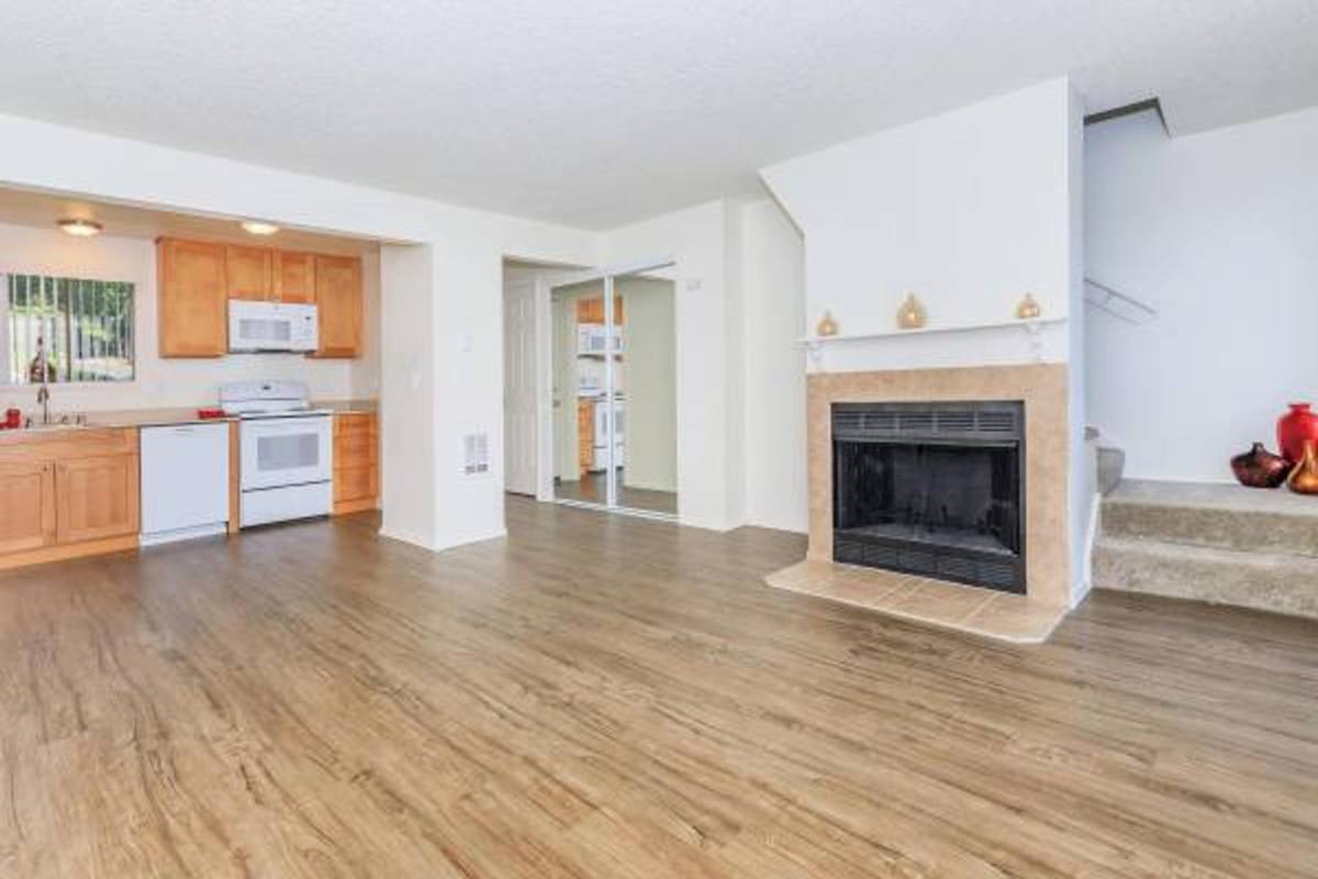 Townhouse for rent at 8255 149th Way NE, Redmond, WA 98052