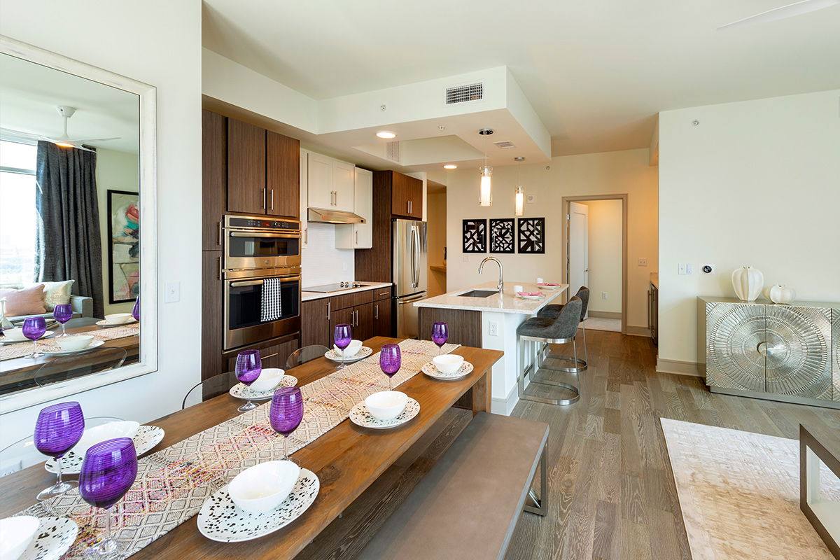 Apartment for rent at 1850 Old Main St #1412, Houston, TX 77030