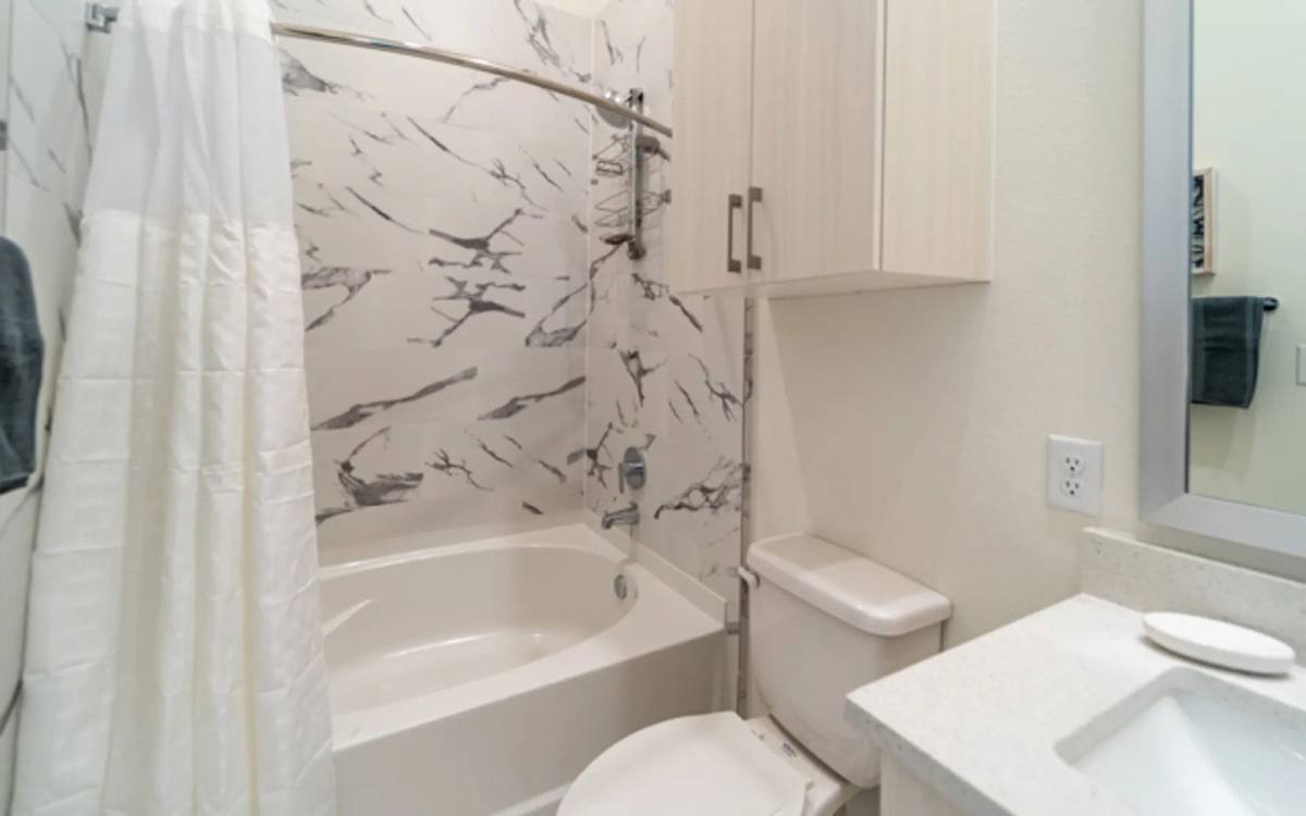 Townhouse for rent at 3275 Summer St #1501, Houston, TX 77007