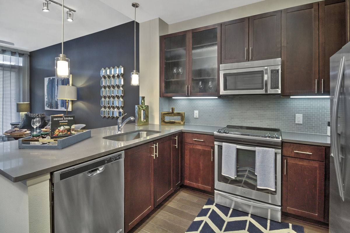 Apartment for rent at 525 W 24th St #1110, Houston, TX 77008