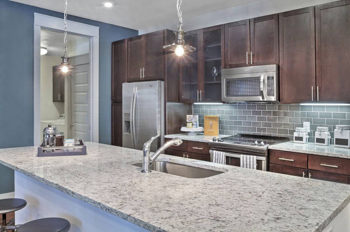 Apartment for rent at 525 W 24th St #1110, Houston, TX 77008