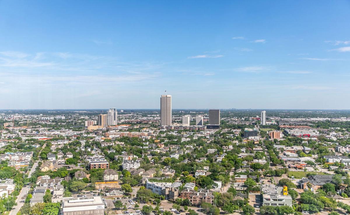 Apartment for rent at 3411 Yoakum Blvd #3305, Houston, TX 77006