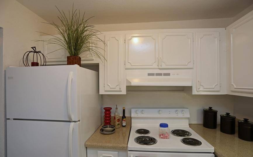 Apartment for rent at 250 W Sample Rd, Pompano Beach, FL 33064
