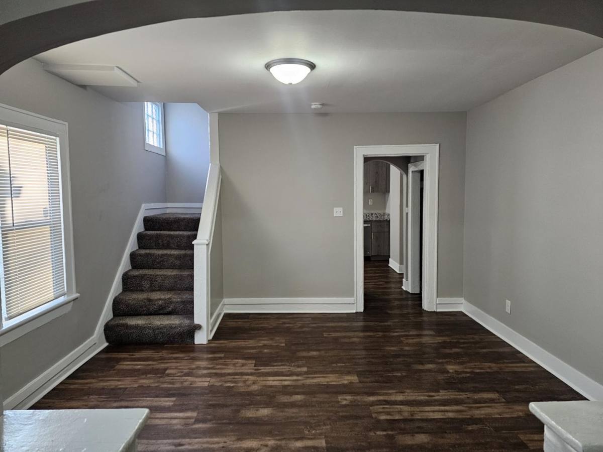 Apartment for rent at Drexel Park, 989 E 15th Ave #1, Columbus, OH 43211