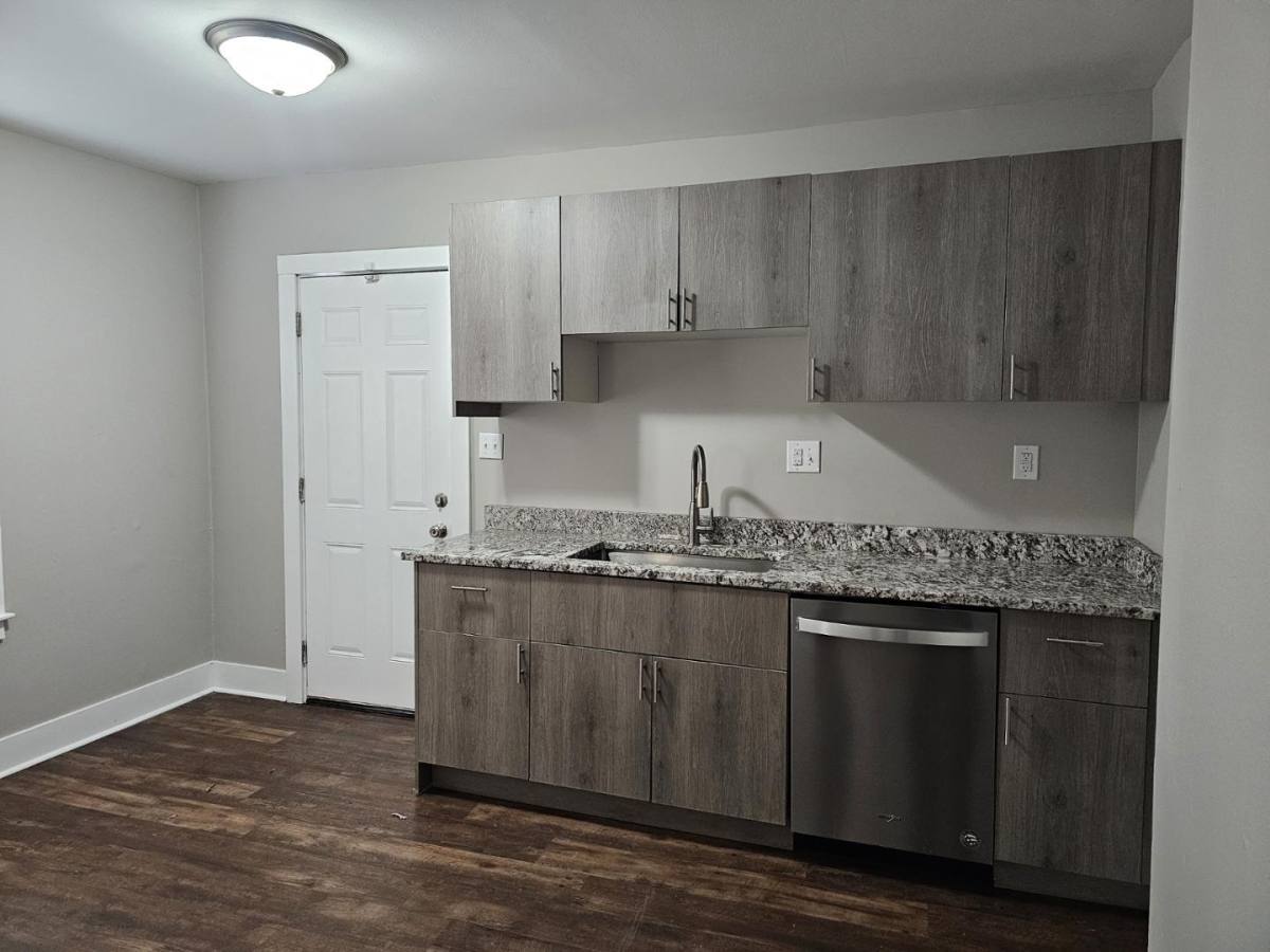 Apartment for rent at Drexel Park, 989 E 15th Ave #1, Columbus, OH 43211