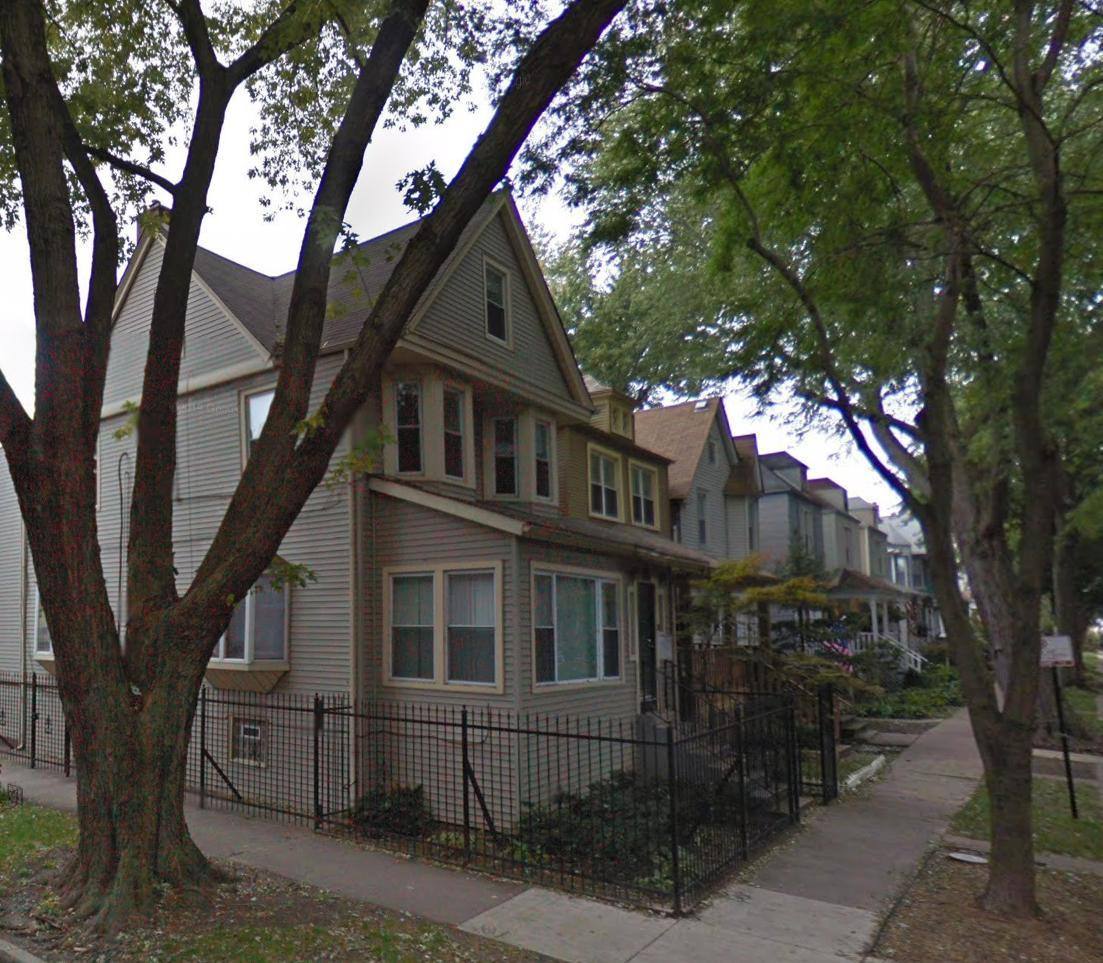 House for rent at 1501 W Highland #2, Chicago, IL 60660