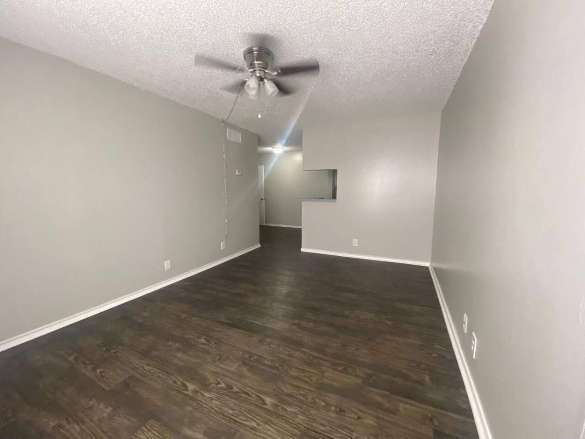 Apartment for rent at Edinburg Place, 1709 W Schunior St, Edinburg, TX 78541