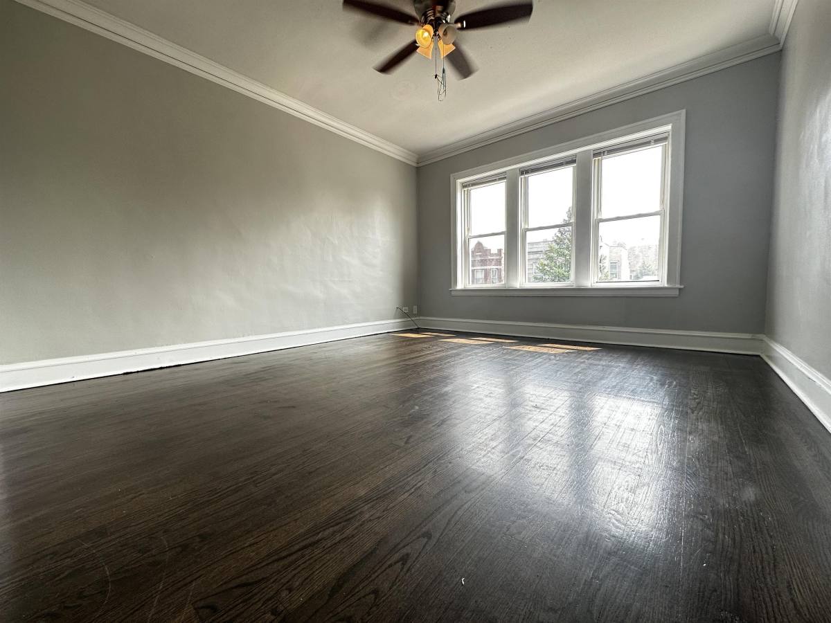 Apartment for rent at 1358 & 1400-1402 N Harding Ave #2, Chicago, IL 60651