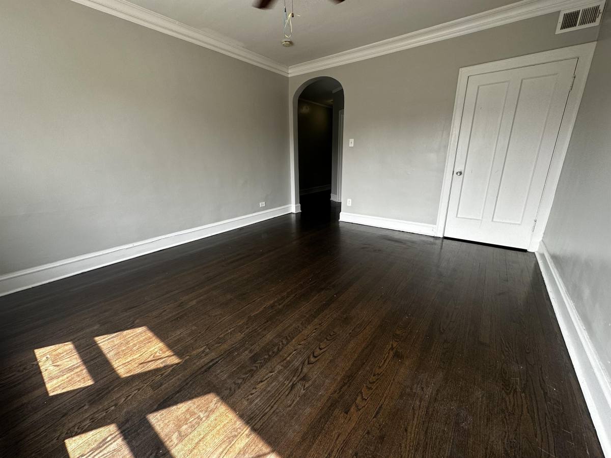 Apartment for rent at 1358 & 1400-1402 N Harding Ave #2, Chicago, IL 60651