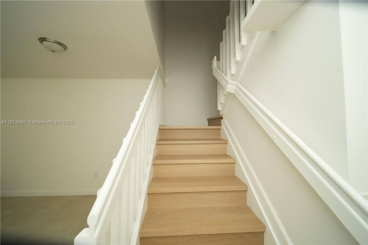 Townhouse for rent at 10457 NW 61st St, Miami, FL 33178