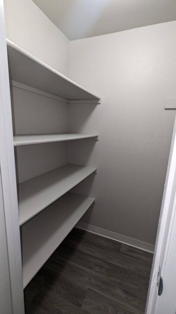 Apartment for rent at 931 9th St SE, Puyallup, WA 98372