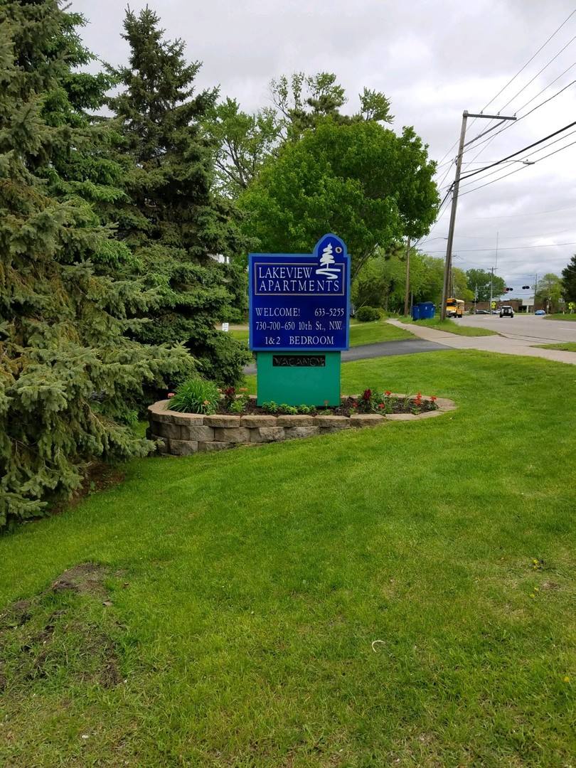 Apartment for rent at 730 10th St, Saint Paul, MN 55112